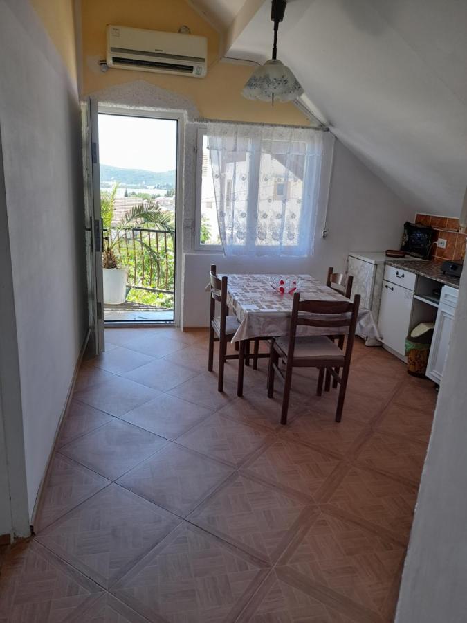 Eleni Lägenhet Tivat Exteriör bild